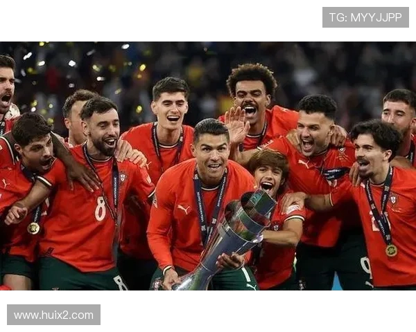 C罗和B费通过社交媒体祝贺葡萄牙U17欧洲杯夺冠并称赞新一代历史缔造者